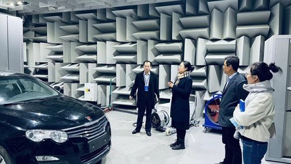 筑牢产学研根基 大学科技园携手机汽学院共促教学设备研发