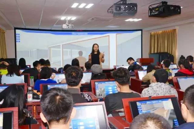 我院虚拟仿真教学资源正式投入使用 教学设备研发引领课堂革命